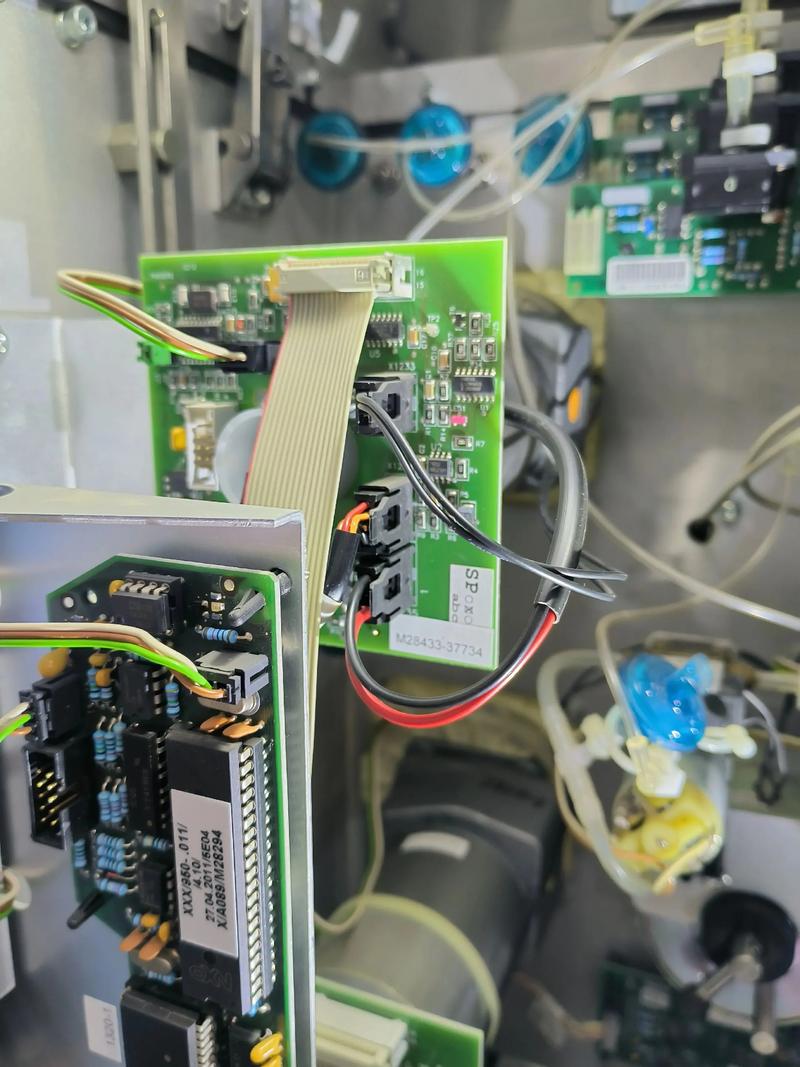 攻克核心技术 费森尤斯CRRT血泵电机模组完美维修纪实